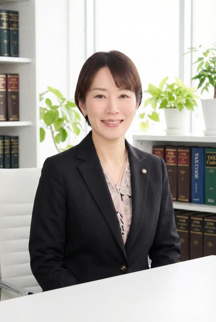 画像: 宮本志穂税理士事務所(東京都中央区日本橋本町2-6-1 日本橋本町プラザビル2F)