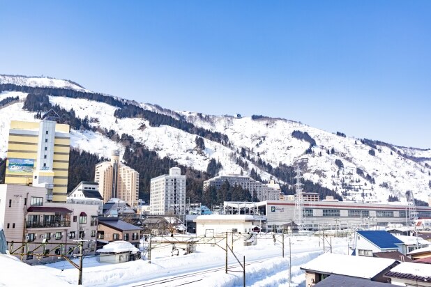「バブル遺産」と言われた湯沢リゾートマンション人気再燃の裏側…。不動産鑑定士が教える築古物件の落とし穴とは