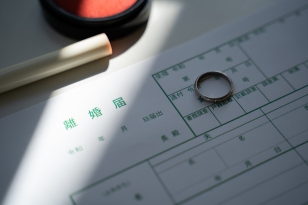 離婚にまつわる「税金の疑問」10選を税理士が解説!不動産の財産分与から仕送りはどうなる?