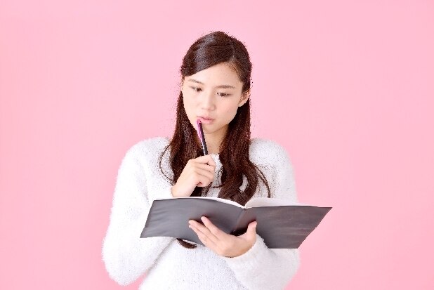 25歳キャバ嬢、税金や年金を一度も払ったことがない――マイナンバーでどう変わる？