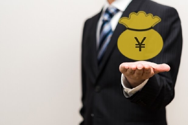 マイナス金利の影響「ローンの利息が減る」「人気の投資信託が姿消す」FPが解説