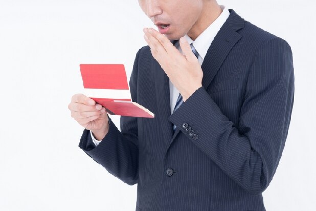 親が自分名義の口座で積み立てた「600万円」が判明！　受け取った場合の贈与税は？