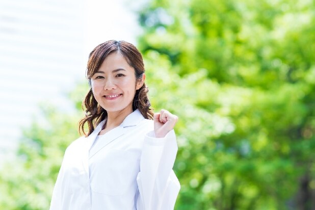 友人医師の「クリニック開業祝い」で贈った高額プレゼント…ちゃんと申告してる？