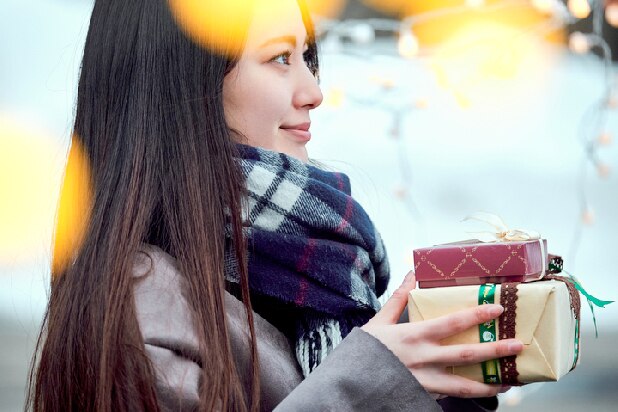 パパ活女子の「高価なクリスマスギフト」　税務署は目を光らせる