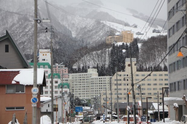 格安「10万円」物件続出、越後湯沢のリゾマンで見た「希望」　地元「負動産にはしない」